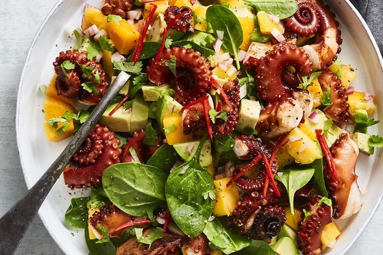 Ahtapot Salata